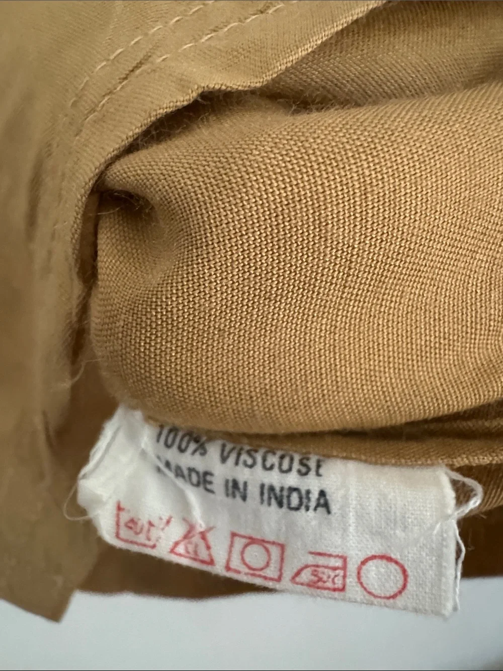 $5 CLOSET CLOSING Vintage 80s 90s Tan Blouse Floral Embroidery Cottagecore Top - Picture 7 of 10